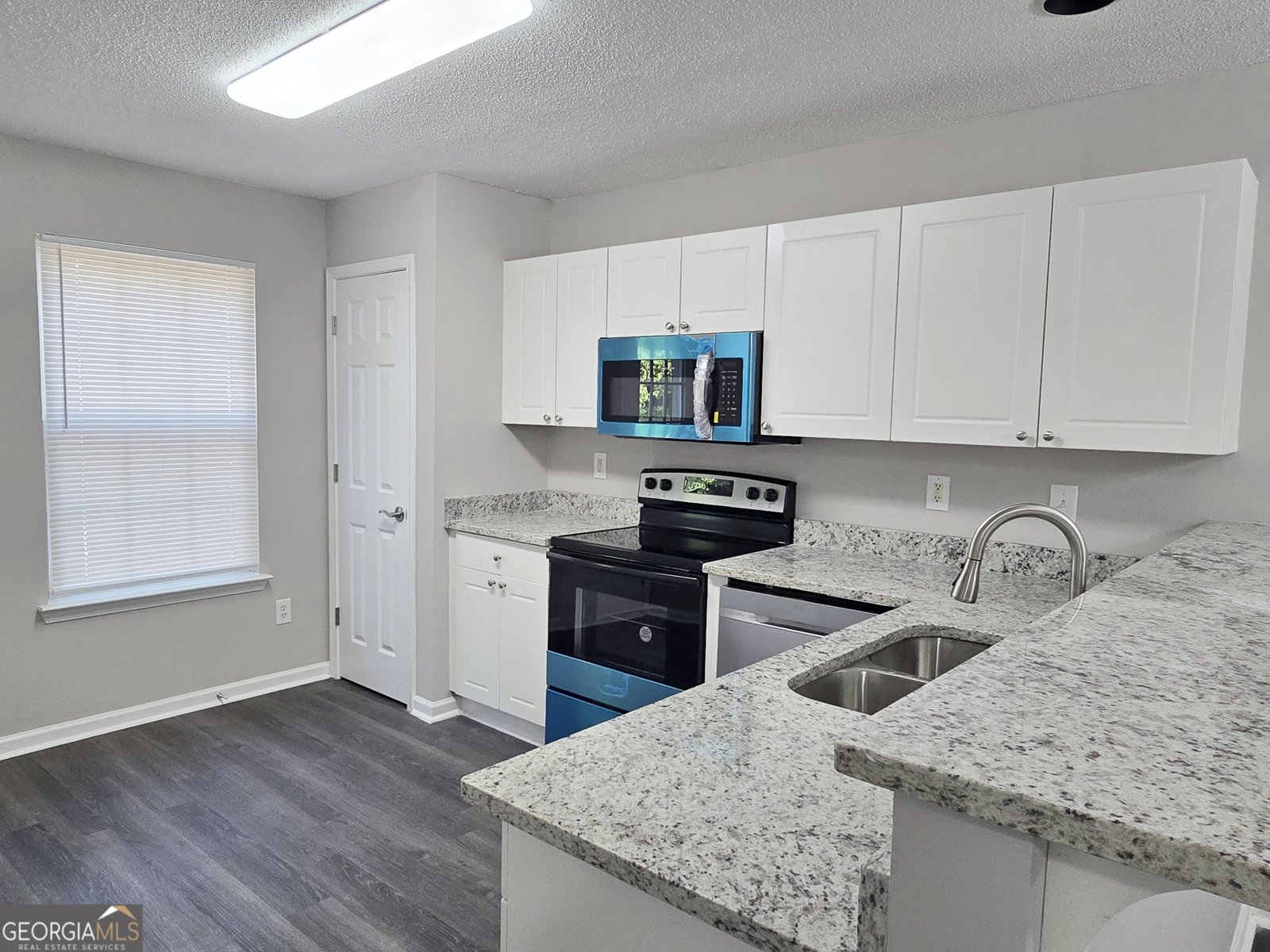 3075 Lakeside Circle Covington - 6