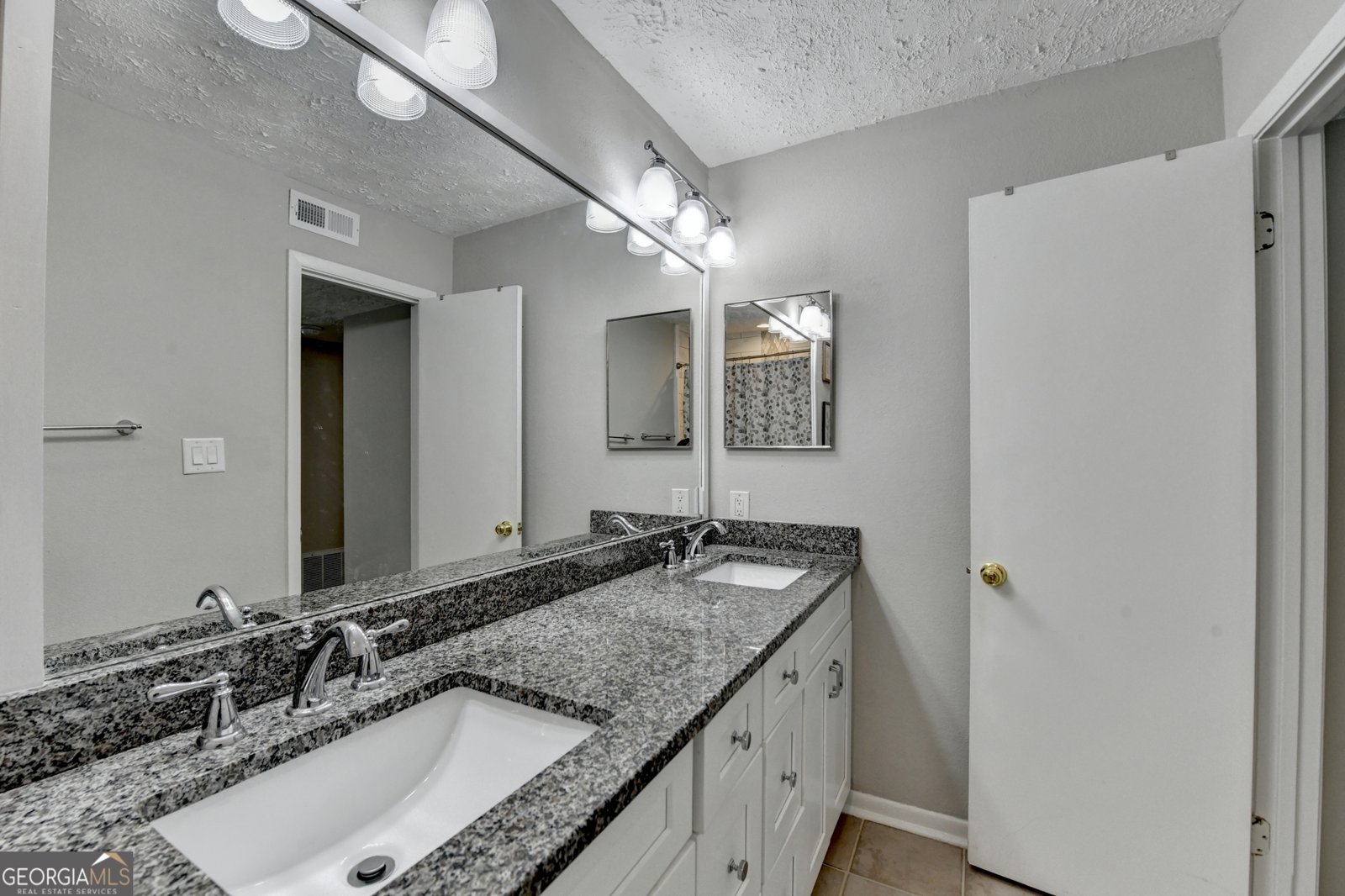 5149 Roswell Road Atlanta - 16