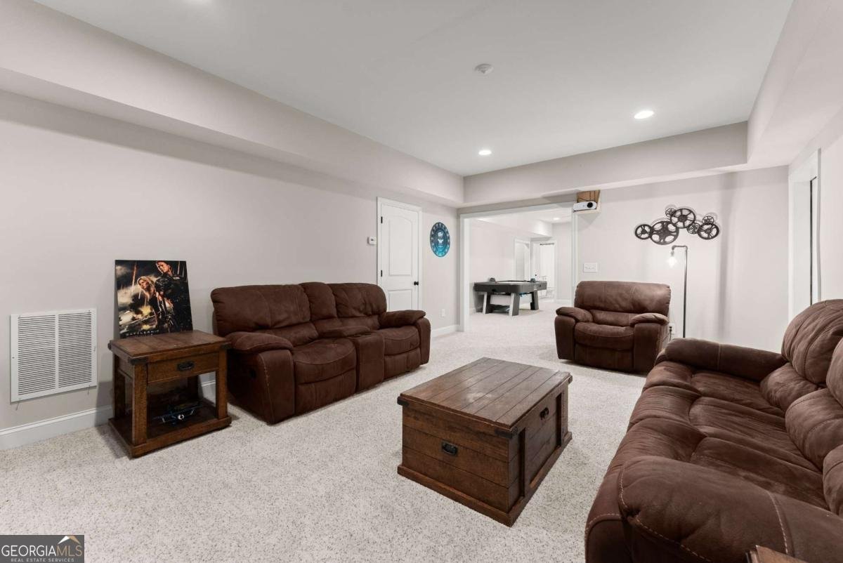 6625 Baywood Run Cumming - 55
