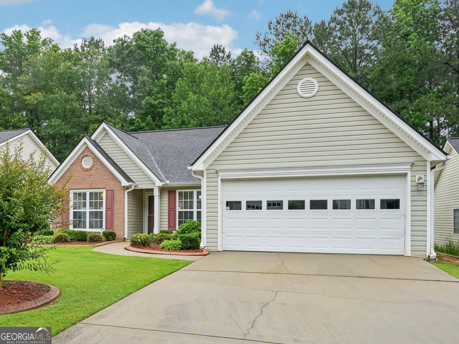 198 Lake Cove Approach Newnan - 1
