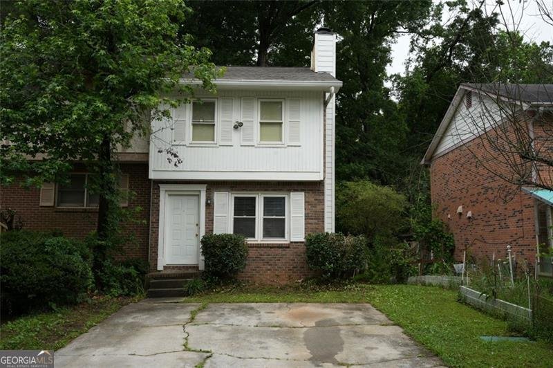 936 GLYNN OAKS Drive Clarkston - 2