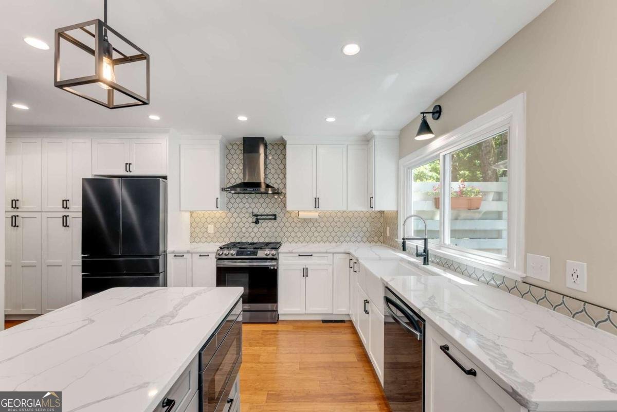 2356 Defoors Ferry Road Atlanta - 3