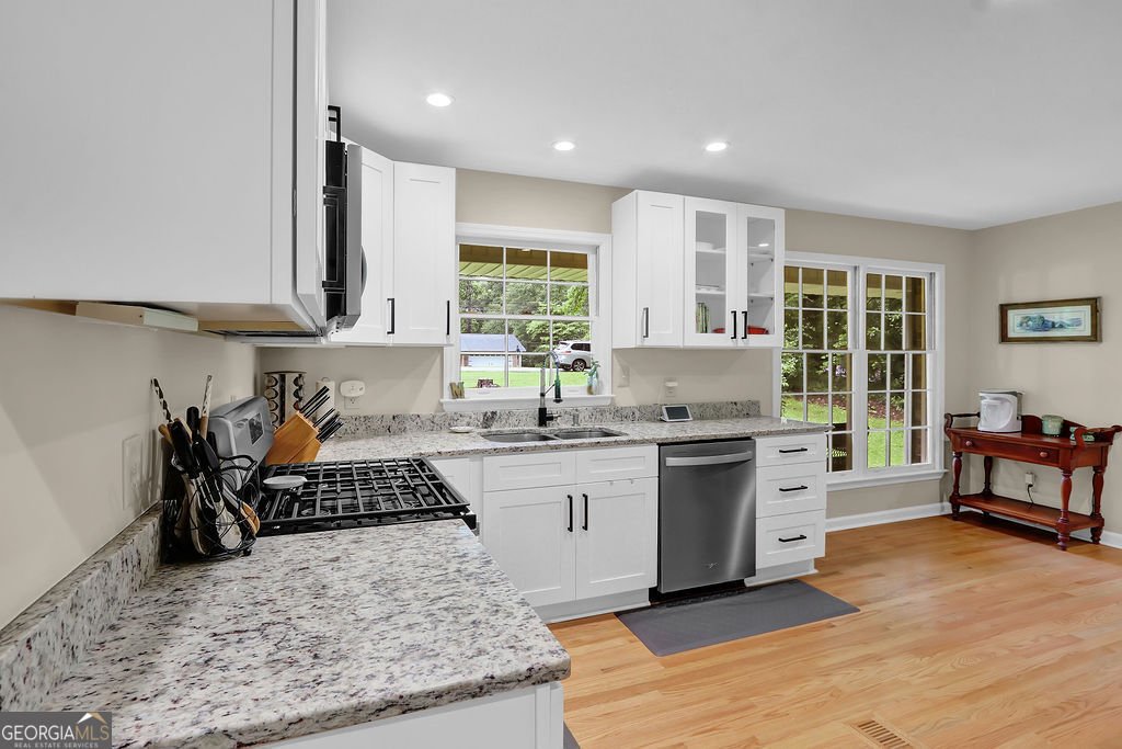 4774 Saint Bernard Drive Lilburn - 12
