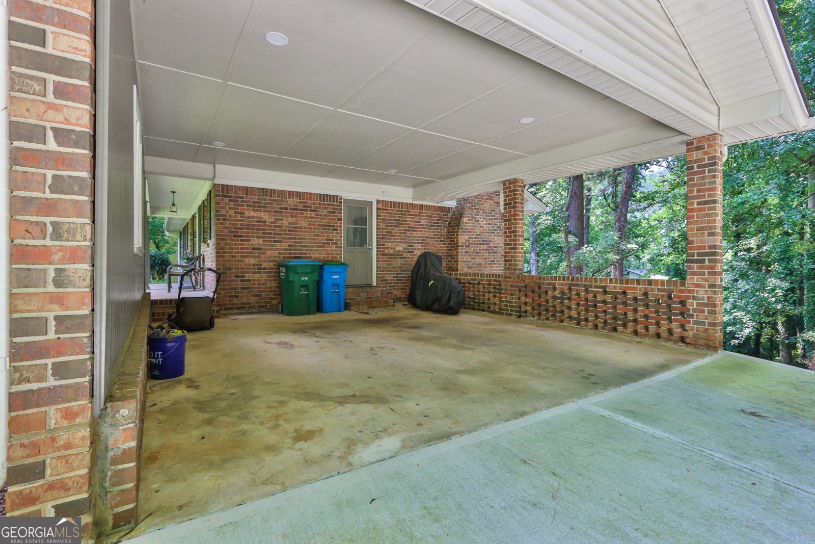 4774 Saint Bernard Drive Lilburn - 34