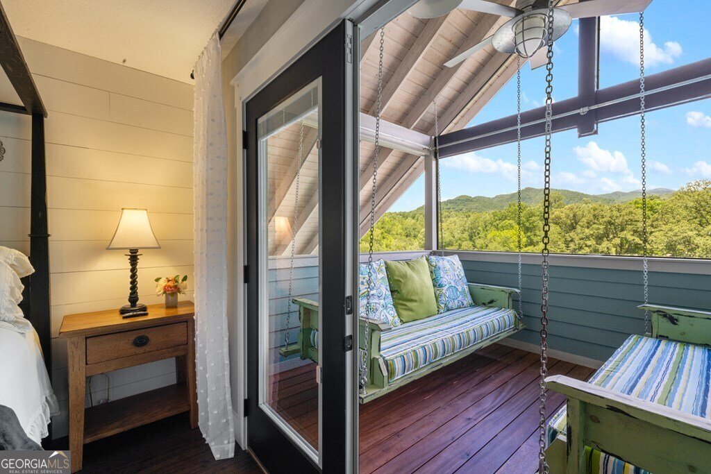 137 Kilmoore Lane Hayesville - 28