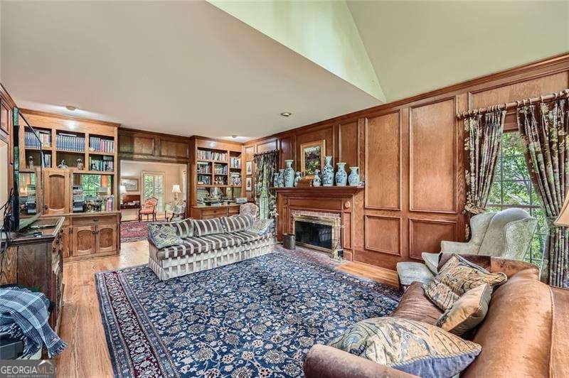 8470 Valemont Drive Atlanta - 16