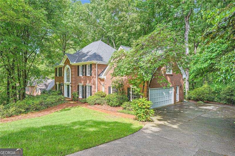 8470 Valemont Drive Atlanta - 2