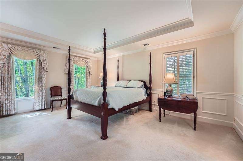 8470 Valemont Drive Atlanta - 21