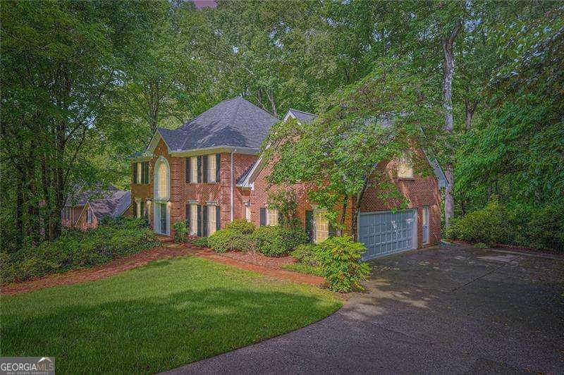 8470 Valemont Drive Atlanta - 3