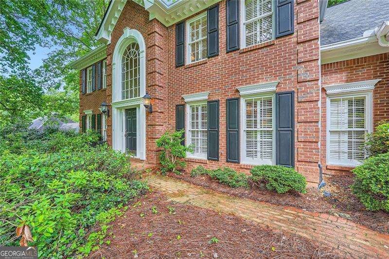 8470 Valemont Drive Atlanta - 4