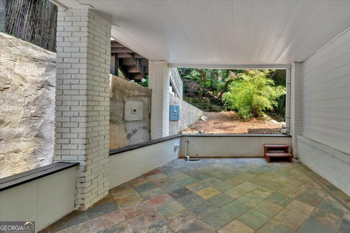 400 OLD IVY Road Atlanta - 95