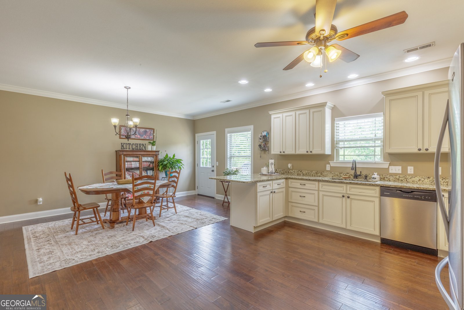 86 Pheonix Circle Rock Spring - 5