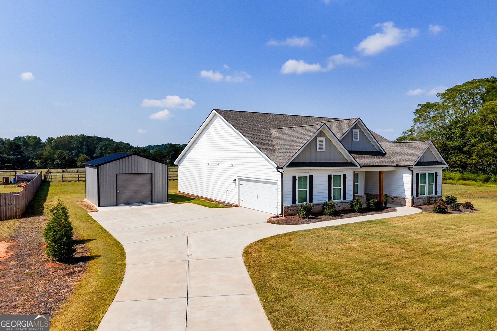 3741 Highway 83 Good Hope - 56