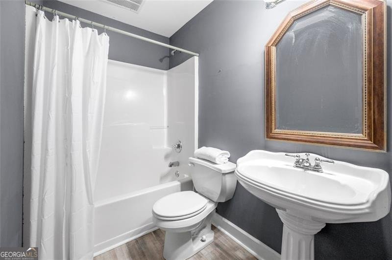 5196 STAVERLY Lane Peachtree Corners - 40