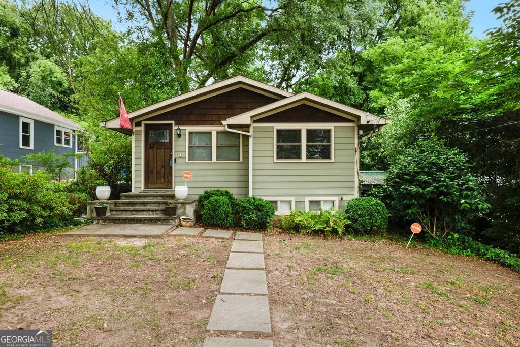 677 Holmes Street Atlanta - 1