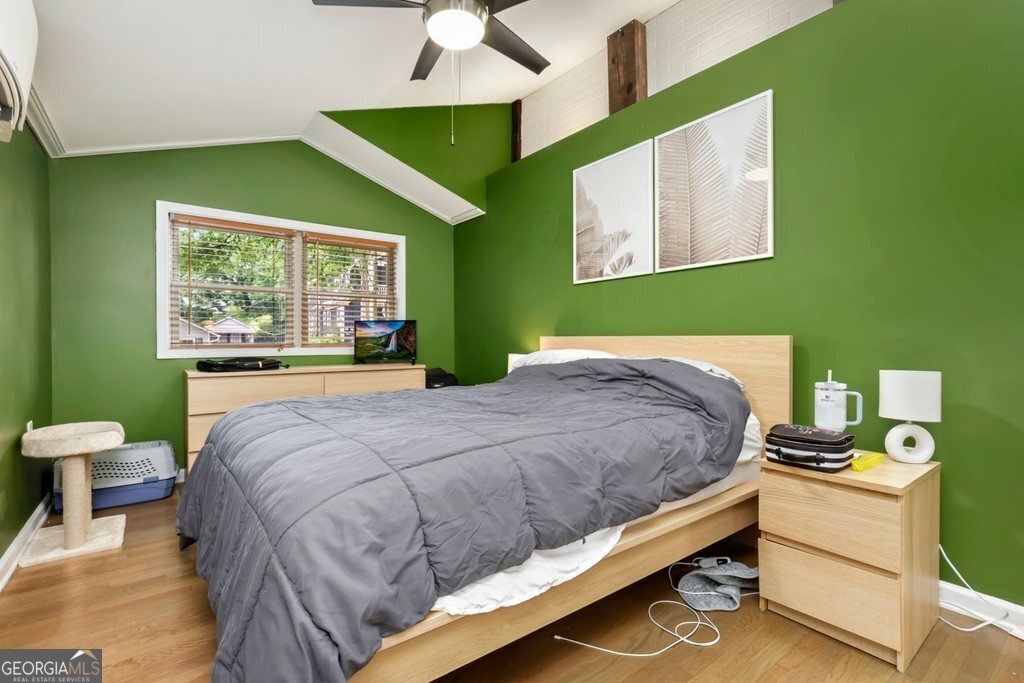 677 Holmes Street Atlanta - 11