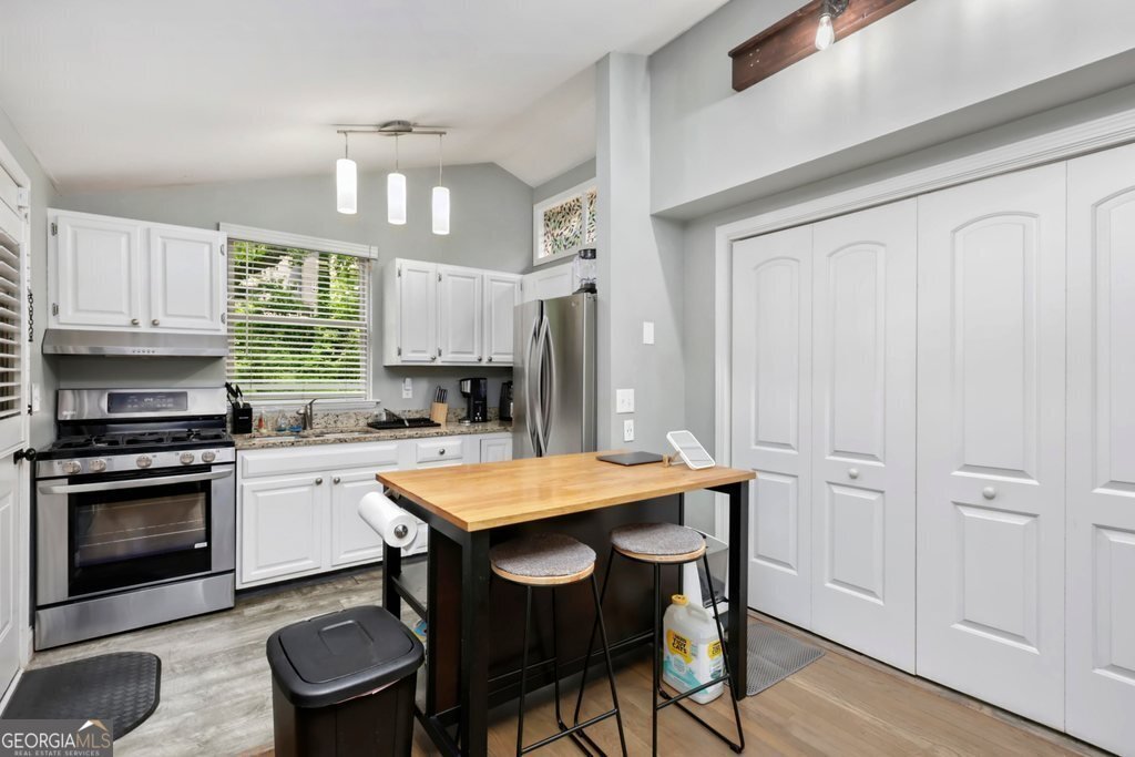 677 Holmes Street Atlanta - 9