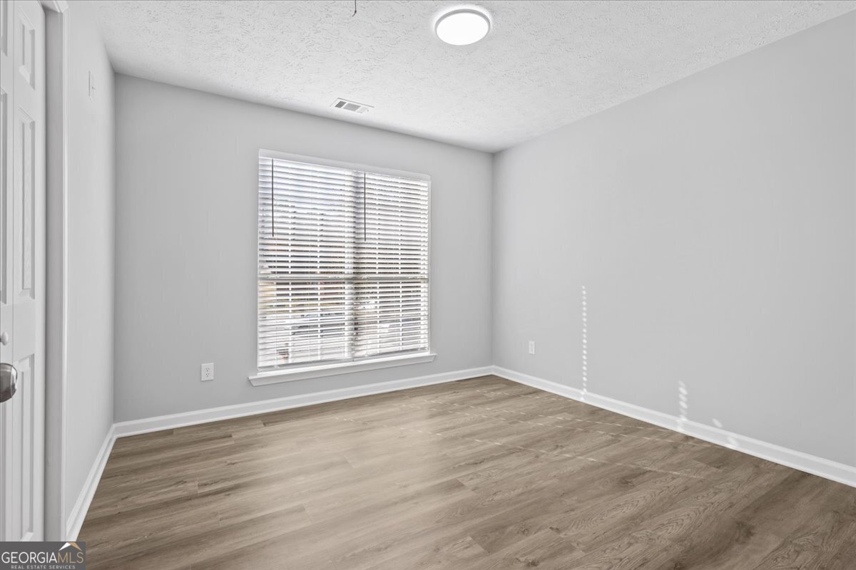 5950 Milligan Court Atlanta - 27