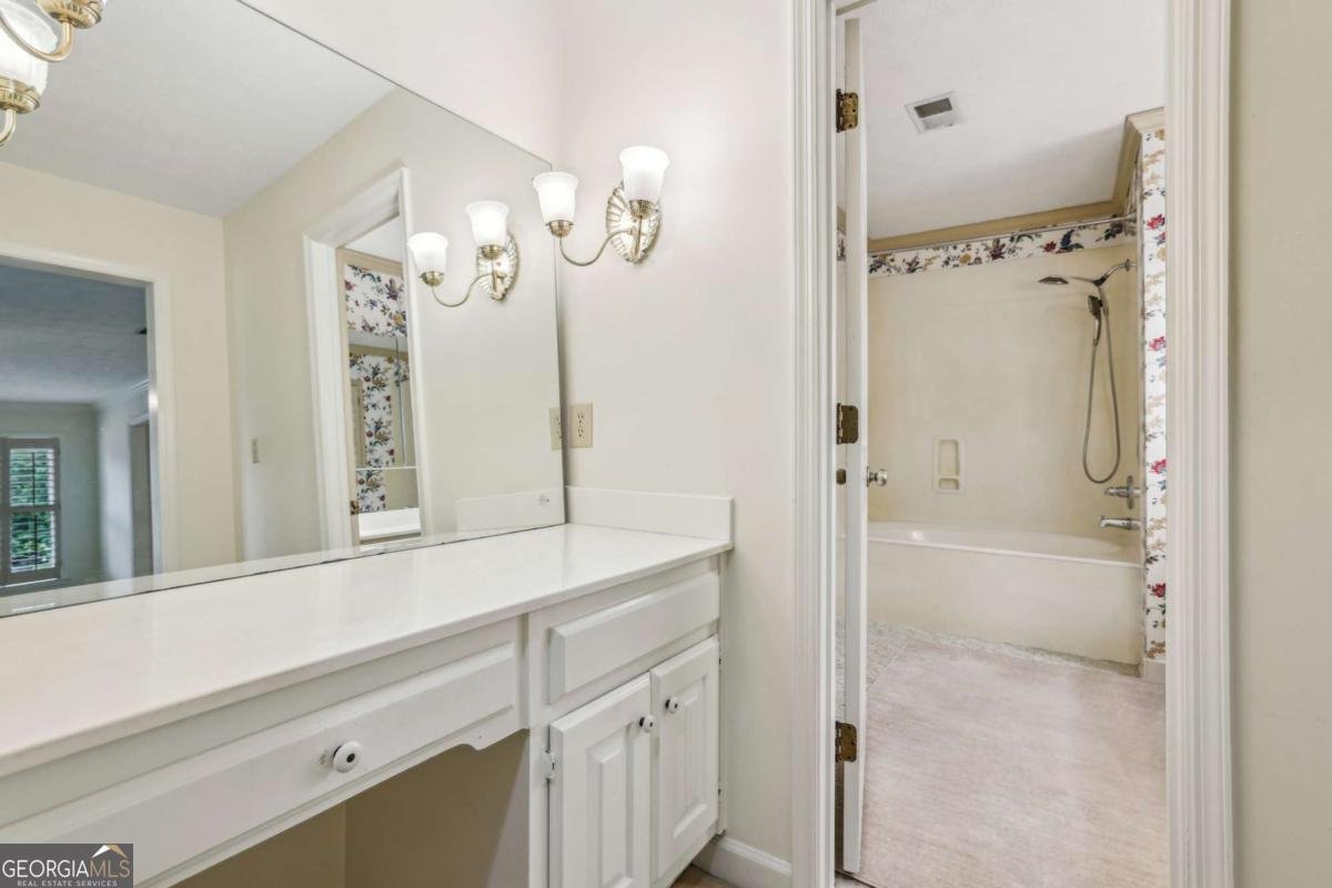 5545 Durrett Drive Atlanta - 30