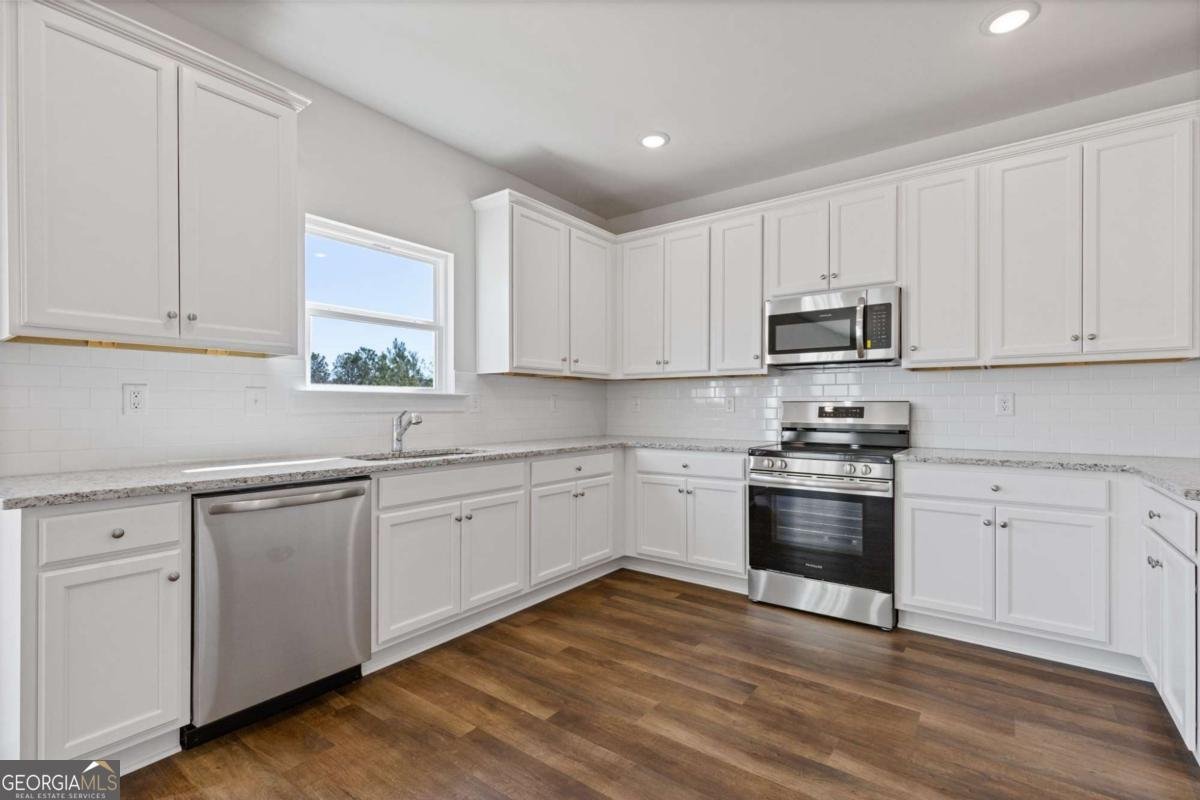 688 Shoals Trail Dallas - 12