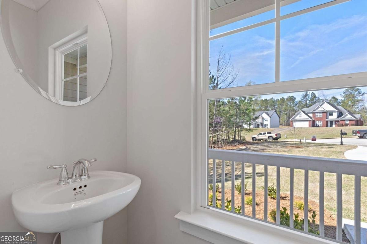 688 Shoals Trail Dallas - 9