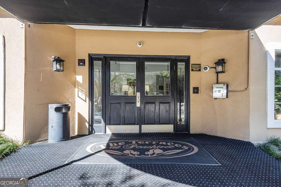 1 Biscayne Drive Atlanta - 19