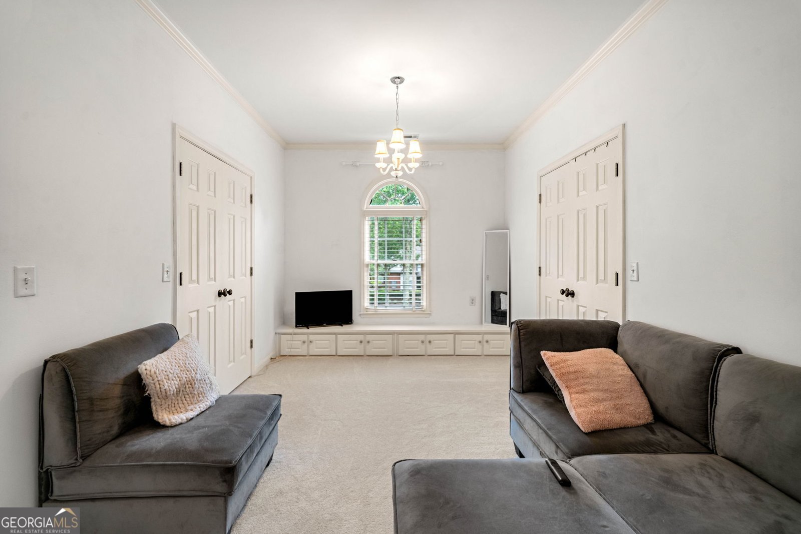775 Barberry Drive Milton - 23