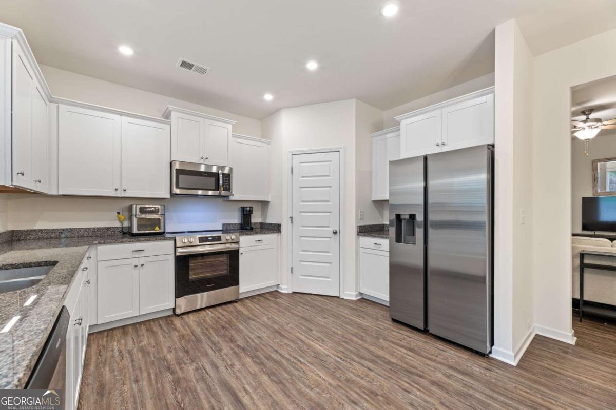 105 Sawgrass Drive Ball Ground - 4