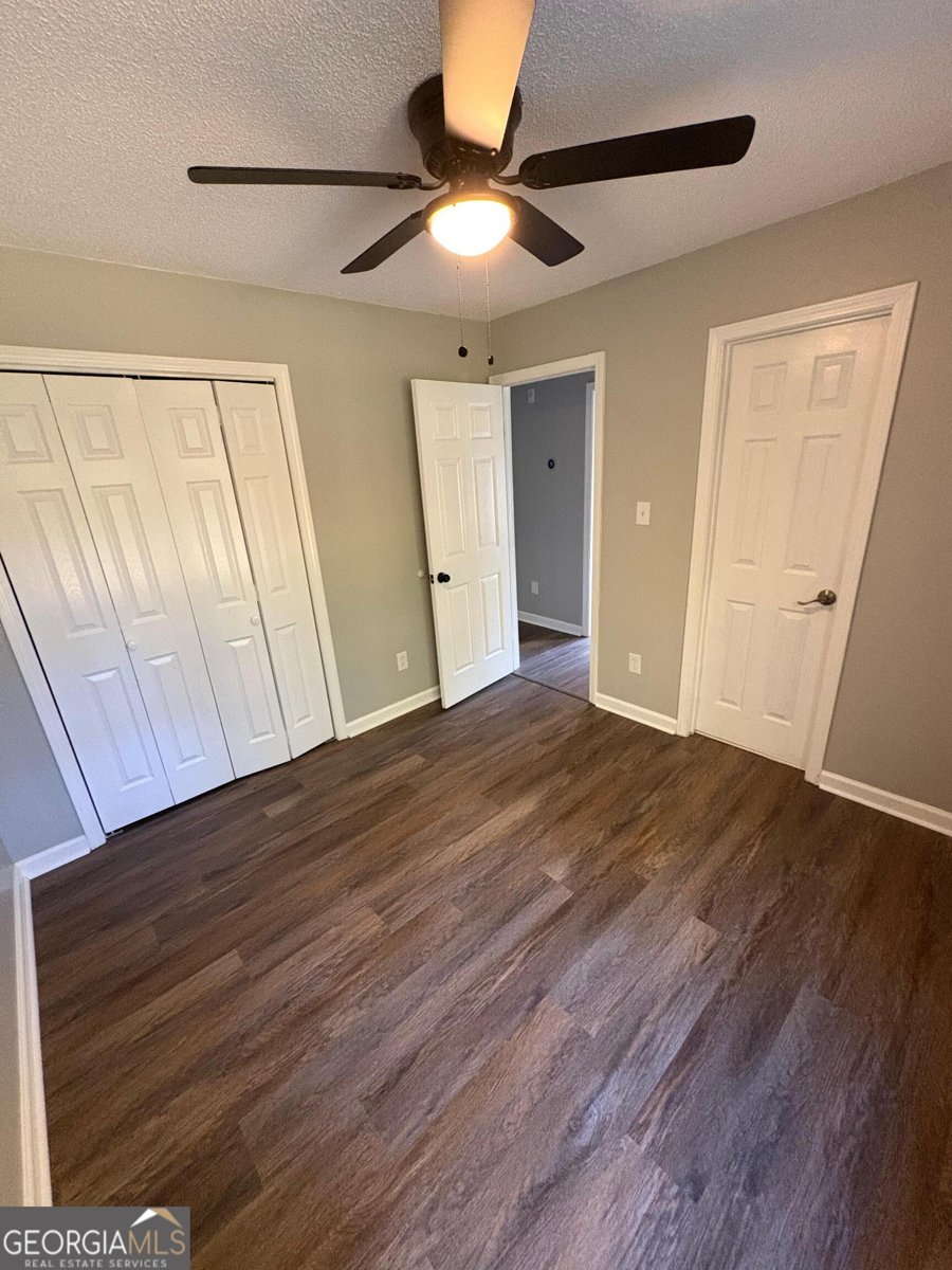 40 Wenham Lane Sharpsburg - 11