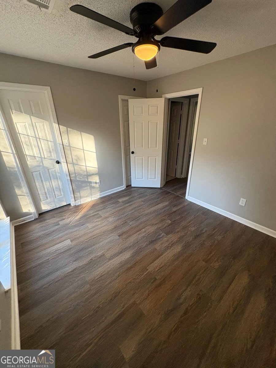 40 Wenham Lane Sharpsburg - 7