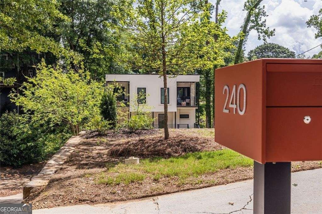 240 Patterson Avenue Atlanta - 43