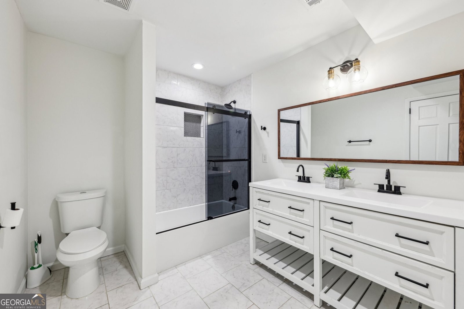 3356 Thornewood Drive Atlanta - 34