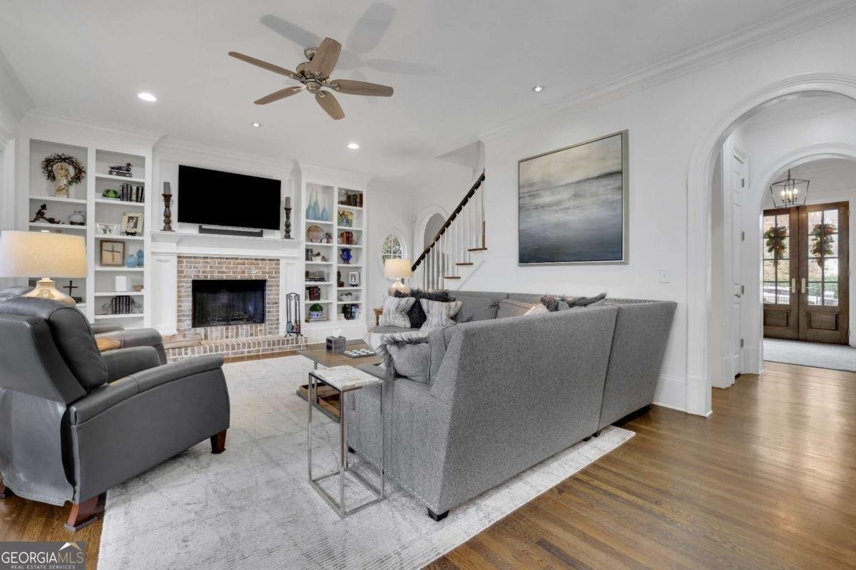 4084 Peachtree Dunwoody Road Atlanta - 3