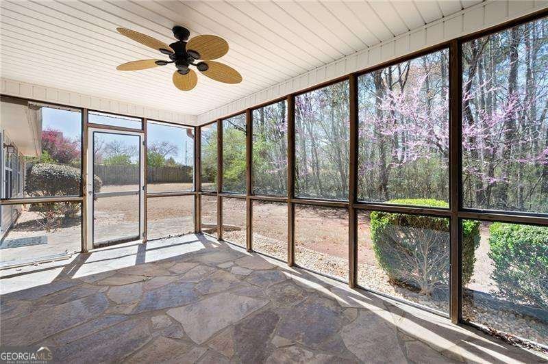 85 Stiles Drive Dallas - 34