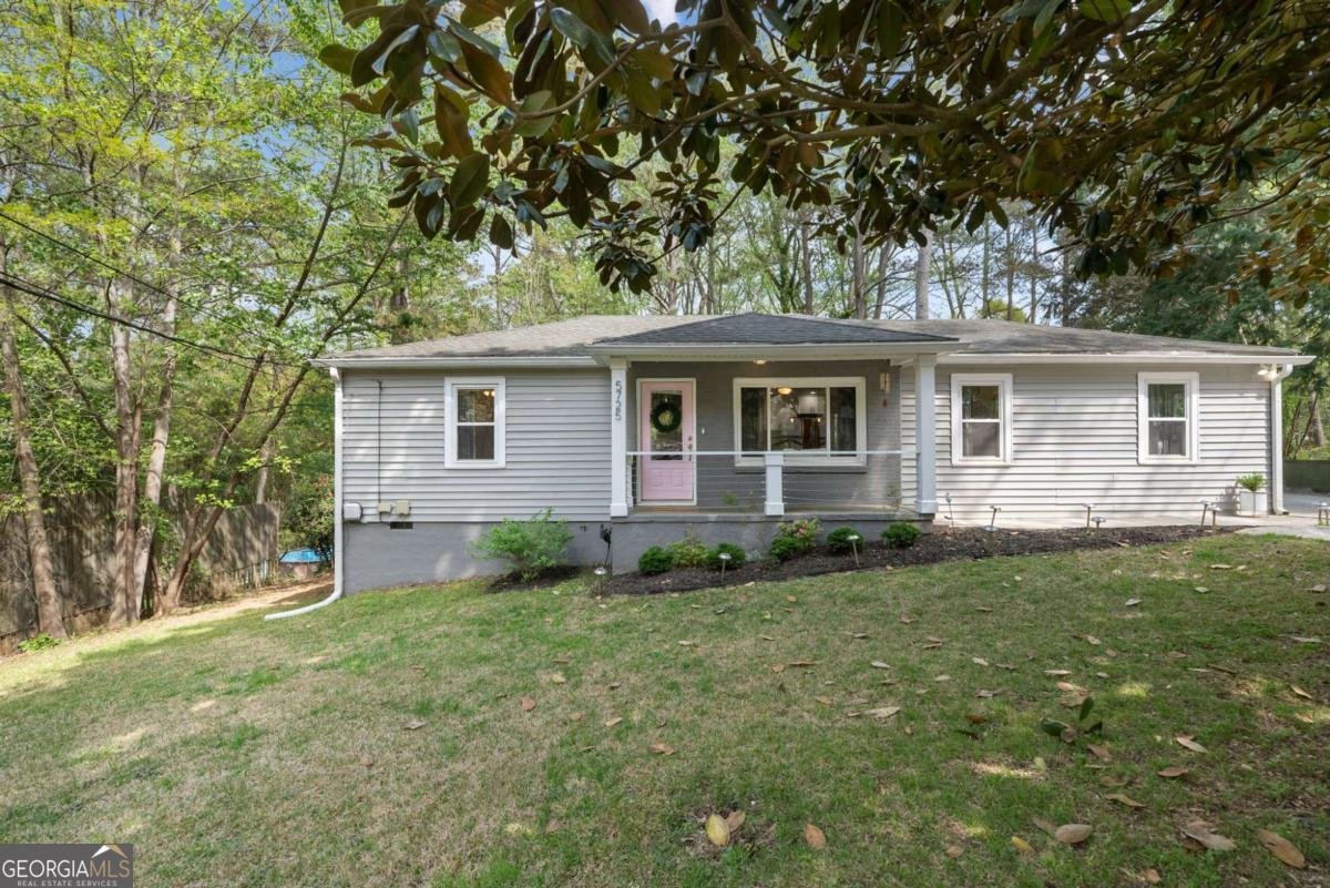 5725 Brenda Drive Mableton - 1