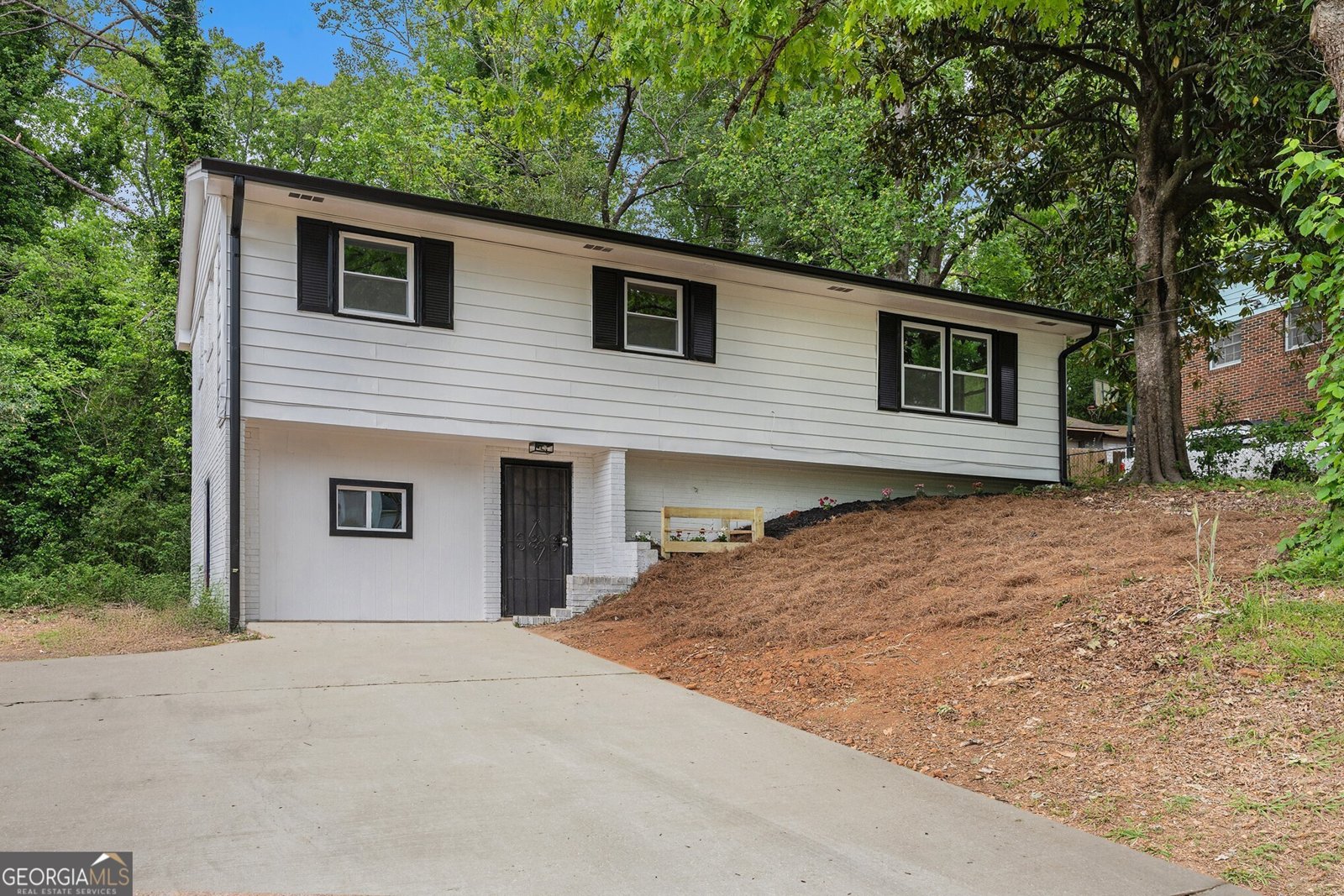3181 Pennington Circle Atlanta - 23