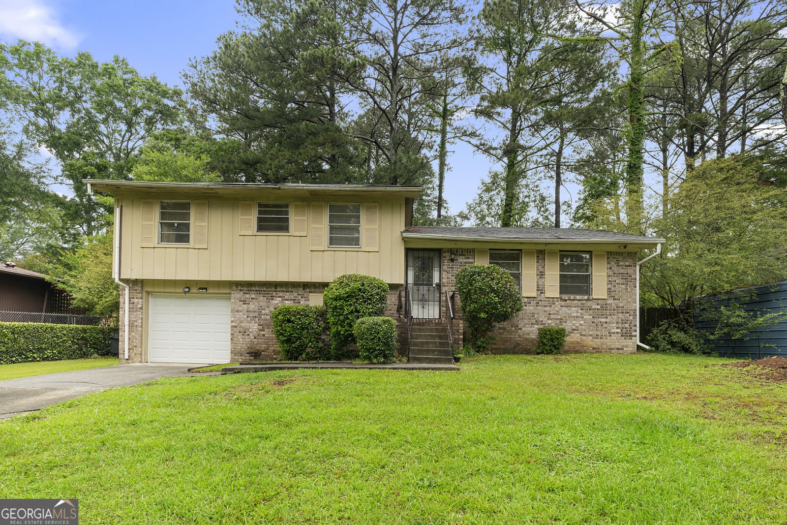 6535 Buckhurst Trail South Fulton - 1
