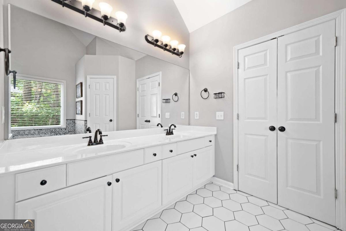 117 Willow View Lane Canton - 37