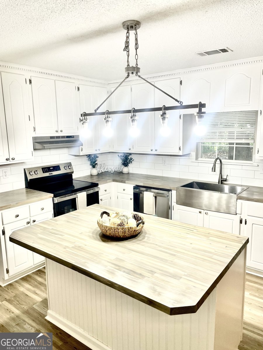 305 Lancelot Lane Dublin - 4