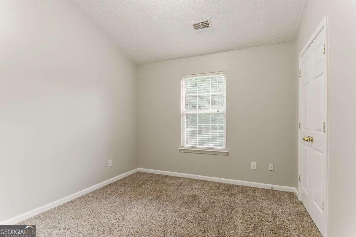 257 Turnstone Road Stockbridge - 2