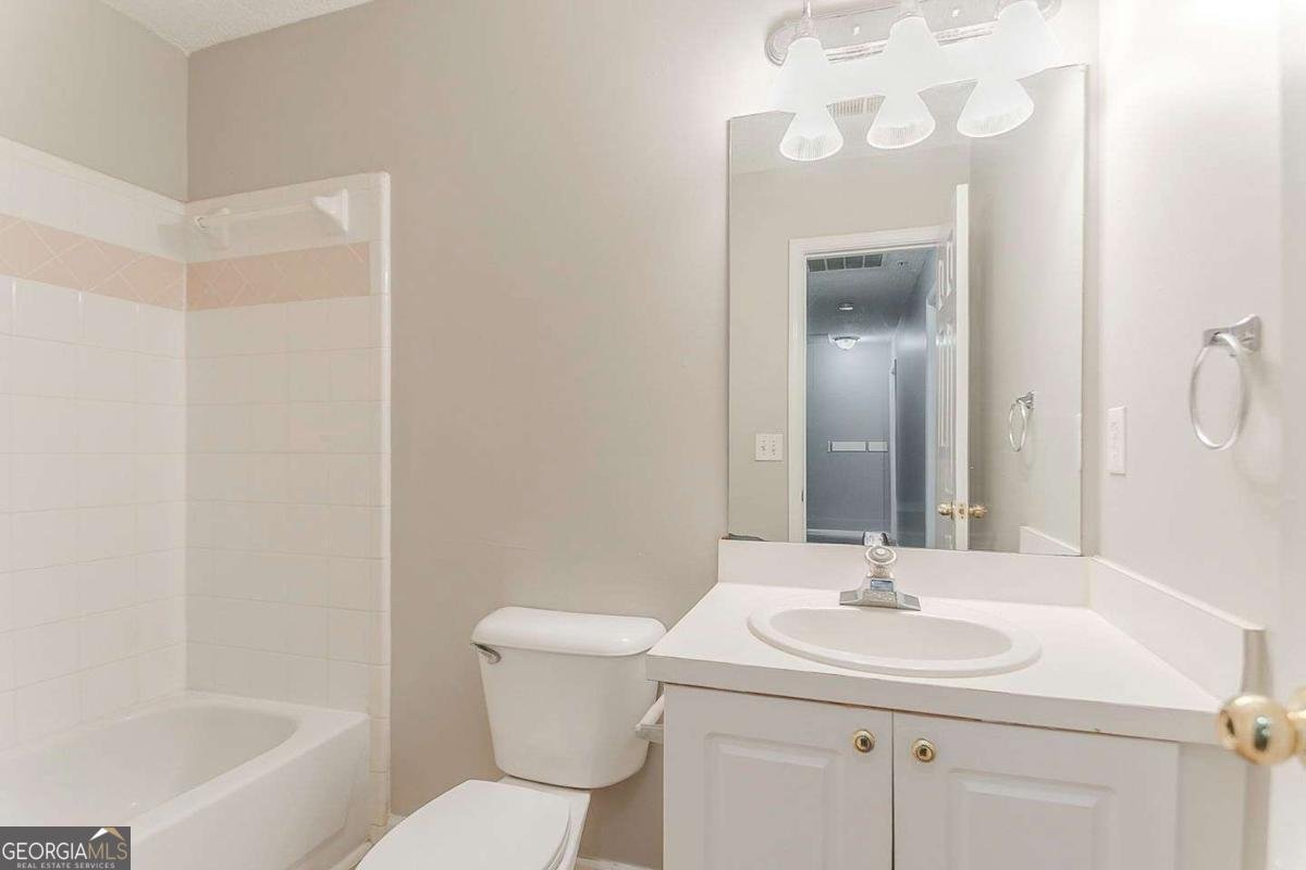 257 Turnstone Road Stockbridge - 4