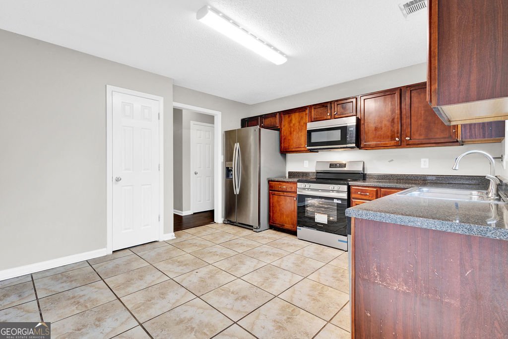 5588 Highway 29 Newnan - 30
