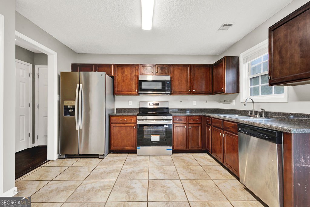 5588 Highway 29 Newnan - 33