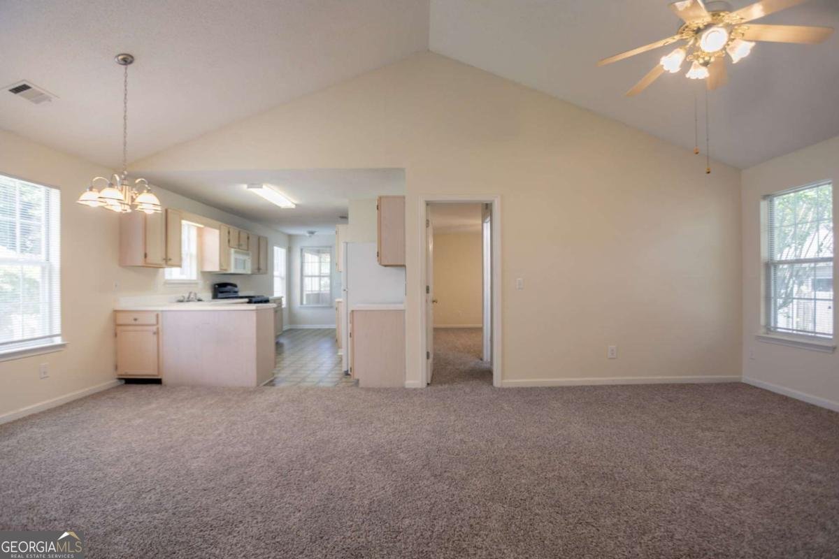 1321 Waterton Trail Douglasville - 11