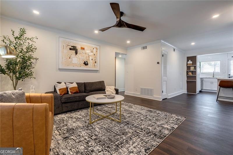 4282 Roswell Road Atlanta - 12