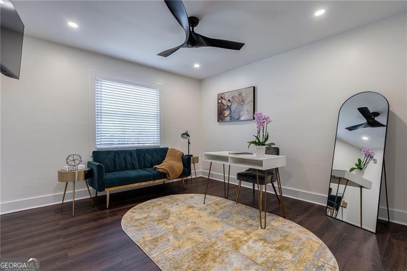 4282 Roswell Road Atlanta - 18