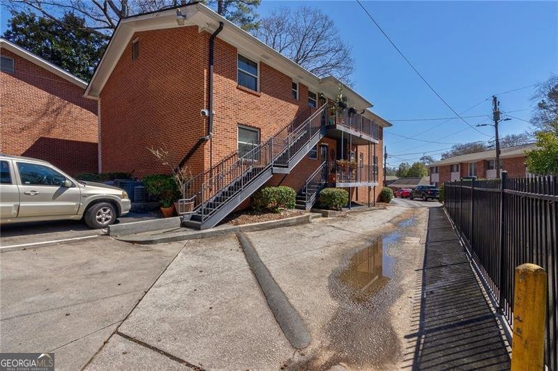 4282 Roswell Road Atlanta - 34