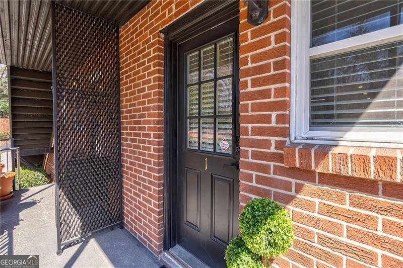 4282 Roswell Road Atlanta - 40