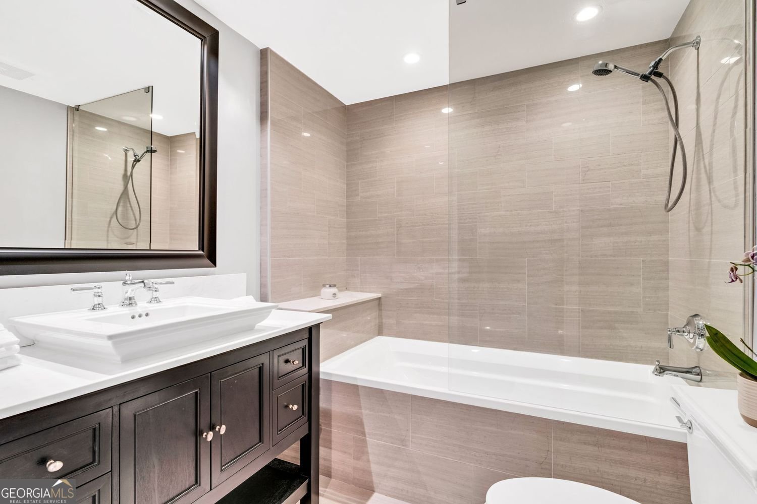 2881 Peachtree Road Atlanta - 32