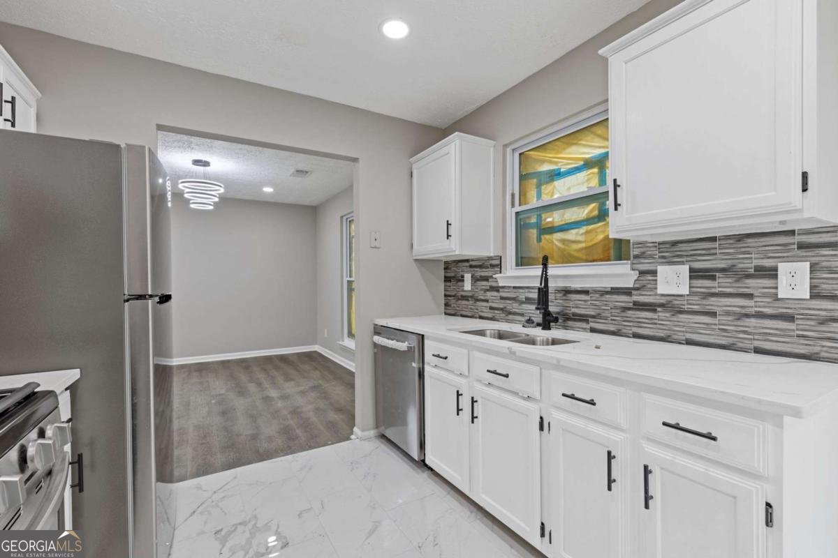 1111 Pin Oak Drive Tucker - 10